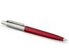Golyóstoll, 0,7 mm, ezüst színű klip, piros tolltest, PARKER Royal Jotter Originals, kék (ICPJRBPP)