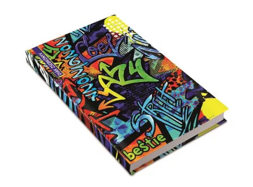 Diák zsebkönyv, heti, 2026/2027 tanév, REALSYSTEM, graffiti (NAT531360U)